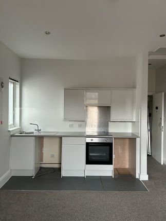 Flat C, Southwood Road, Eltham photo 4
