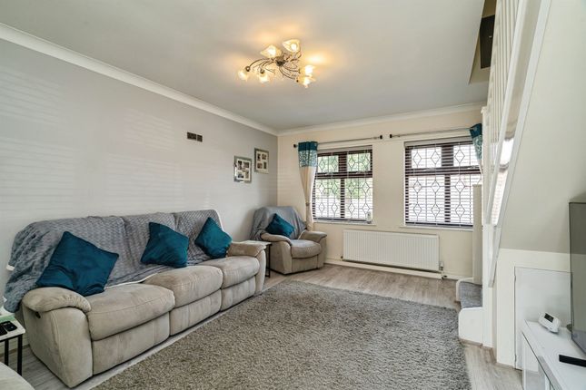 6, Clover Way, Great Yarmouth photo 2
