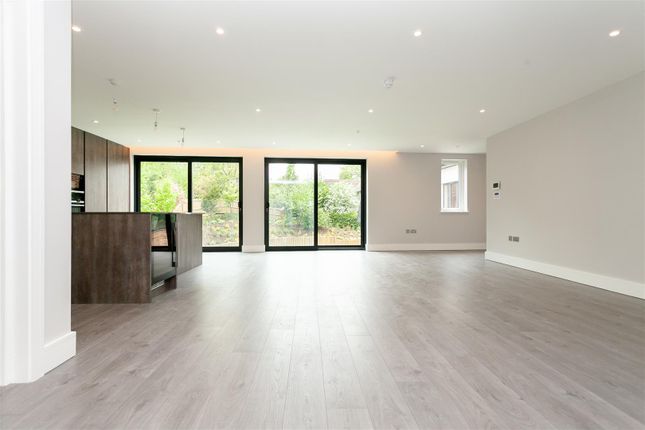Flat 6 Charnwood House, 76 Chislehurst Road, Chislehurst photo 2