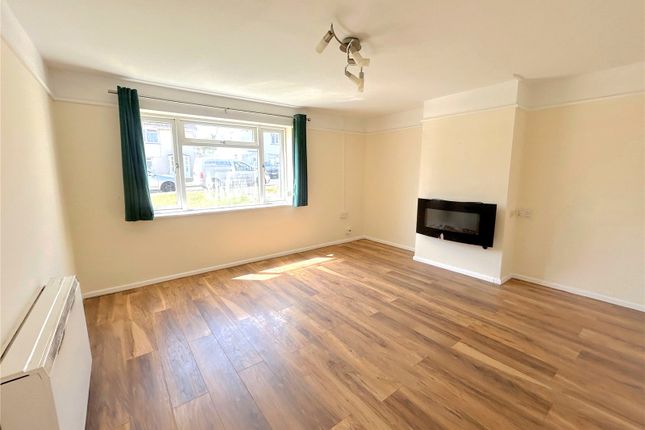 1, Frederick Court, Somerset photo 3
