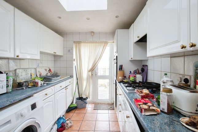 251a, Columbia Road, Bournemouth photo 3