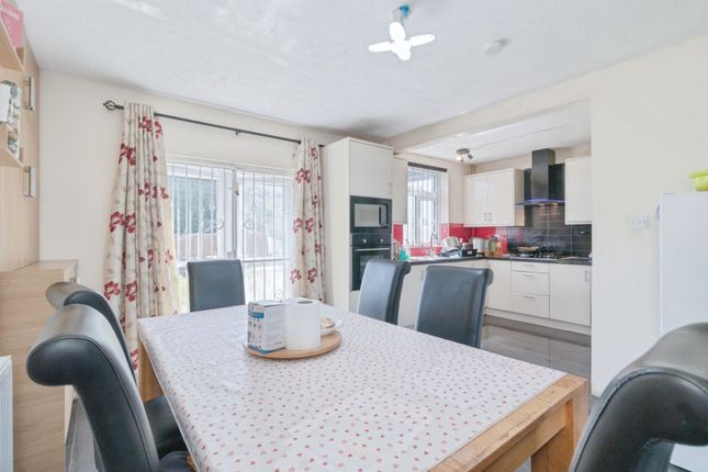 16, Hillary Place, Leicester photo 4