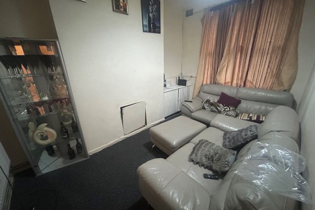 21, Newport Street, Wolverhampton photo 2