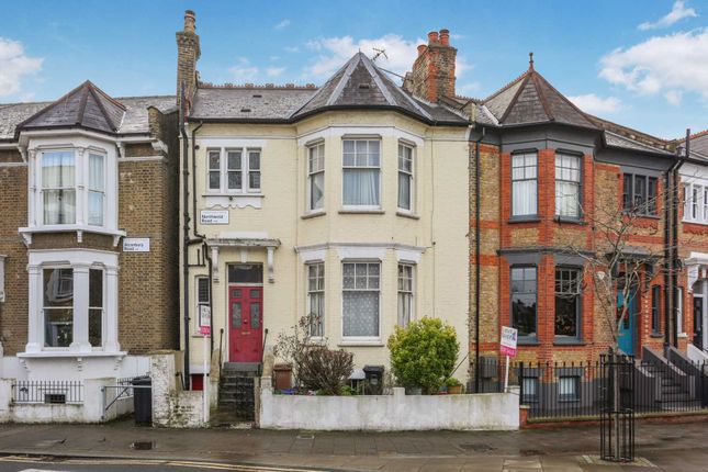 Property for sale in Northwold Road, Stoke Newington
