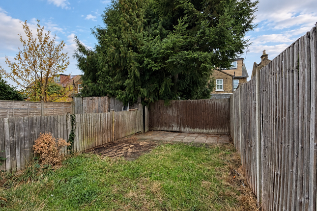 Holly Road, Enfield photo 3