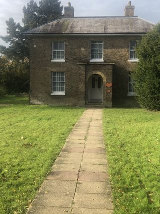 Detached house to rent in Harmondsworth, West Drayton
