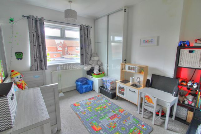 Semi-detached house for sale in Brandon Road, Scunthorpe