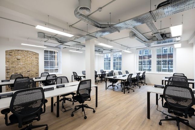 Office to let in Tabernacle Street, London