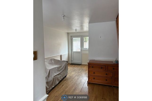 Tintern Grove, Shirley, Southampton photo 4