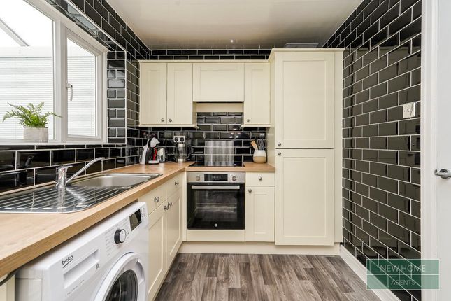 44, Seaton Close, Gateshead photo 2