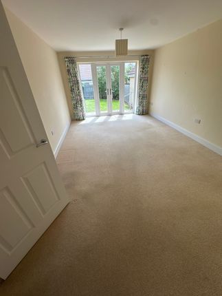 67, Primrose Avenue, Downham Market photo 3