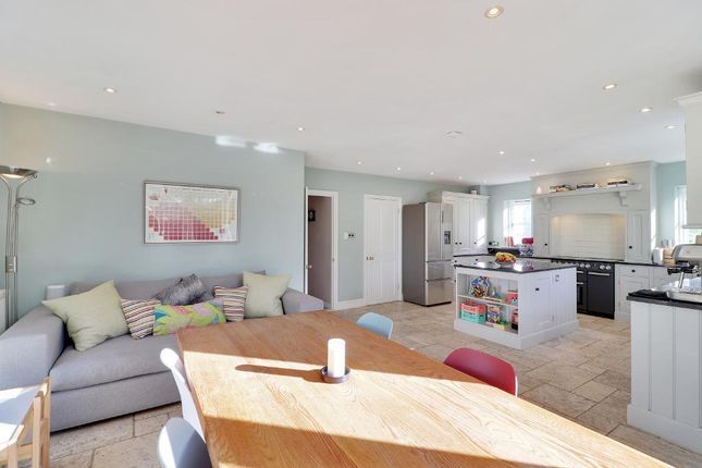 2, York Villas, Goudhurst photo 4