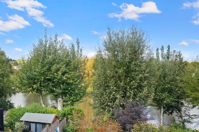40A,, Rothes Road, Surrey photo 4