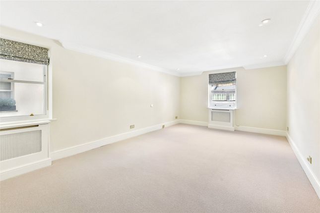 Flat 7, 50, Queen's Gate, London photo 4