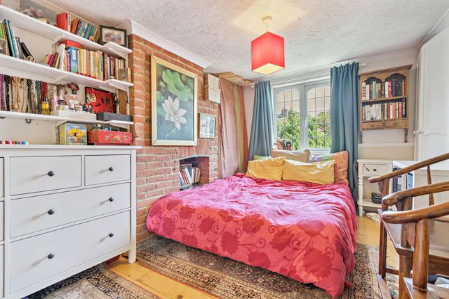 11 Park Road, Rickmansworth photo 4