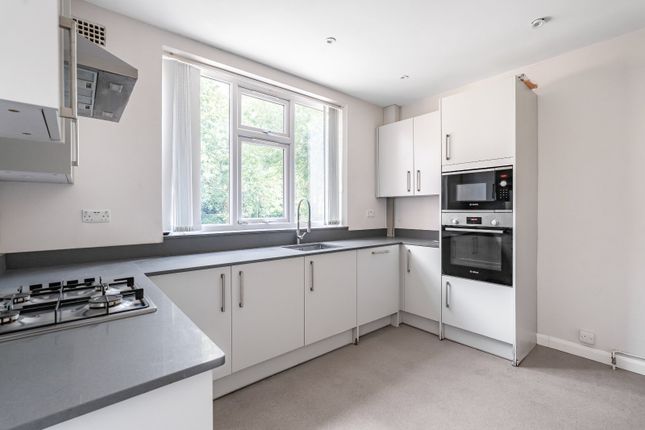 106, Corringway, London photo 3