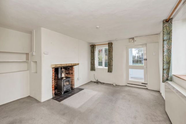 Tinkers Cottage, 102, Kingshall Green, Bury St. Edmunds photo 3