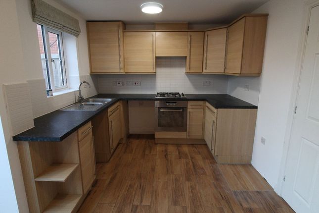 17 Wakehurst Gardens, Weston-super-Mare photo 4