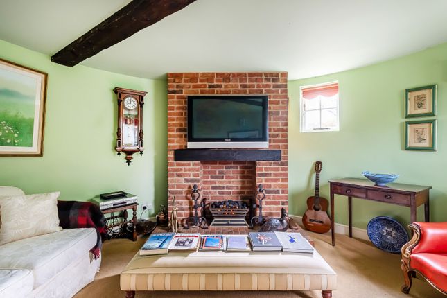 Oast House, 21, Croydon Road, Kent photo 2