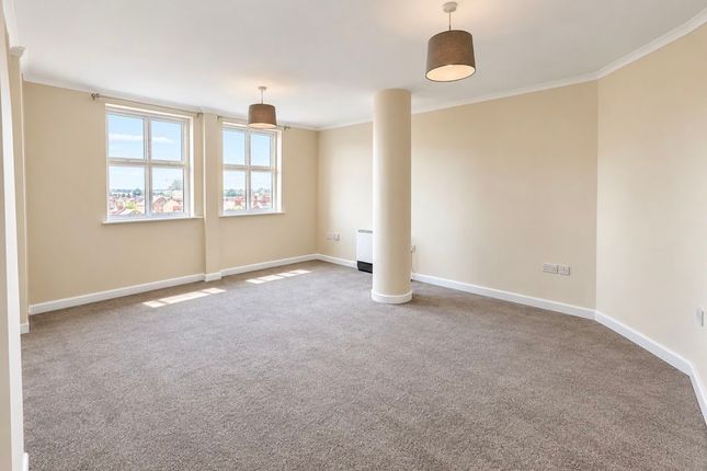 40 Stoke Road, Gosport photo 2