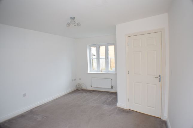 5, Scania Close, Bridgwater photo 3