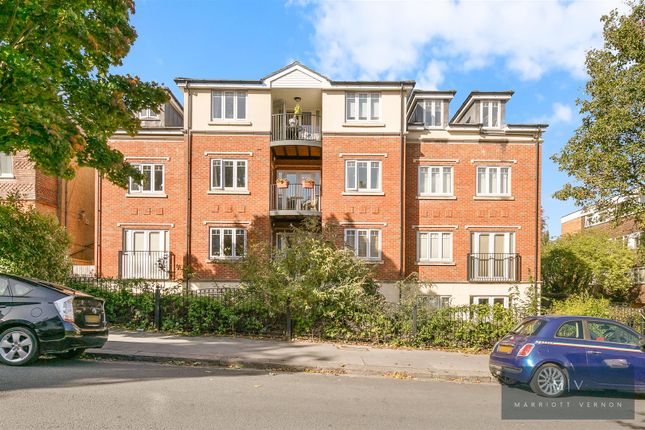 Flat 16, 28 Normanton Road MV-20.Jpg