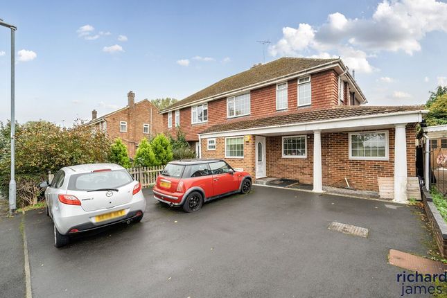 5Ff956B563Cf46Eb80634Eefc60403E8