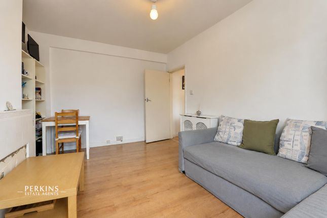 295A, Harrow Road, Wembley photo 4