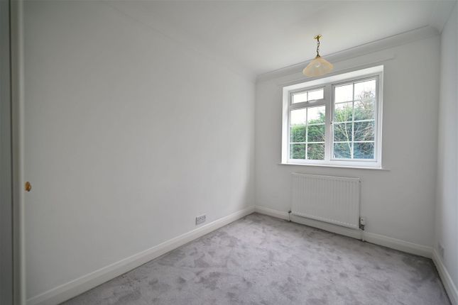 Detached house to rent in Ashgarth Court, Harrogate