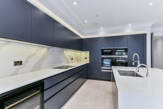 151, Stevenage Road, London photo 3
