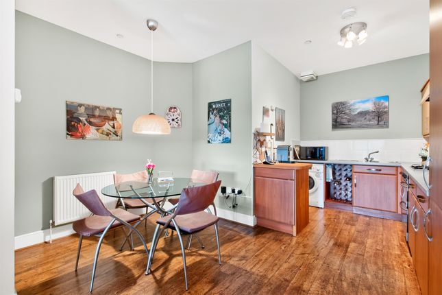 80, Woolcarder's Court, Stirling photo 3