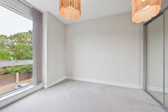 Apartment 56, St. James House,, Clivemont Road, Berkshirea photo 4