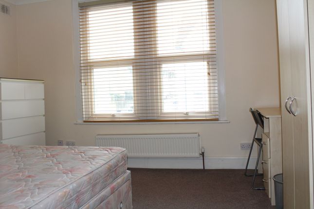 End terrace house to rent in St Georges Road, Gillingham