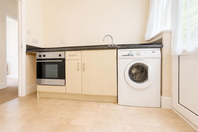 7, Apsley Grange, Hemel Hempstead photo 2