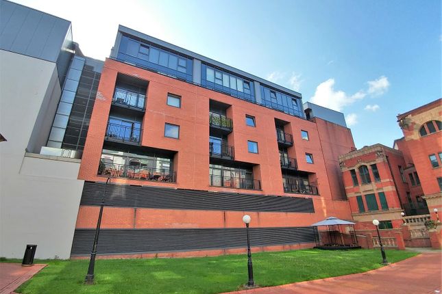 Flat for sale in Central Gardens, Benson Street, City Centre