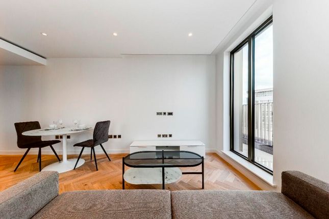 Thumbnail Flat to rent in Asquith House, West End Gate, London