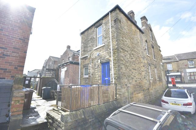 Flat to rent in South Road, Walkley, Sheffield