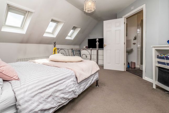 Flat for sale in Nether Hall Avenue, Birmingham