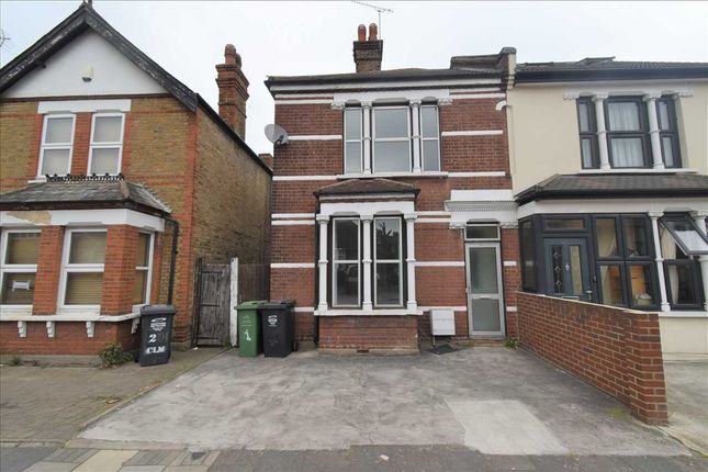 Thumbnail Property to rent in Essex Road, Dartford