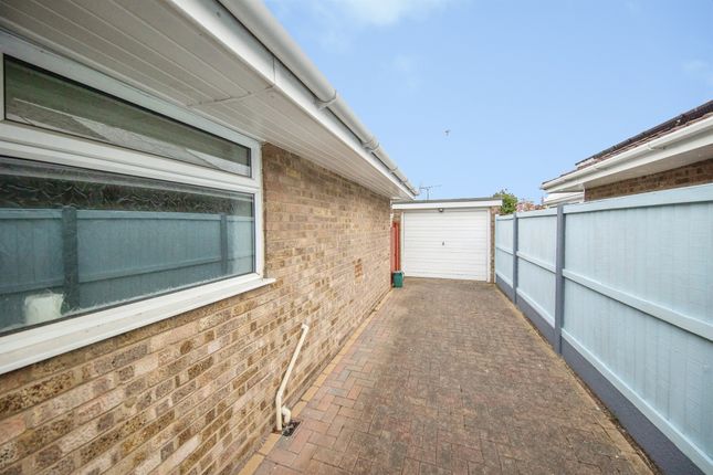 6, Ladbrooke Road, Clacton-On-Sea photo 2