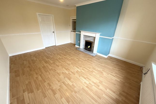 Lawrie Terrace, Loanhead, EH20 9AW, Loanhead photo 3