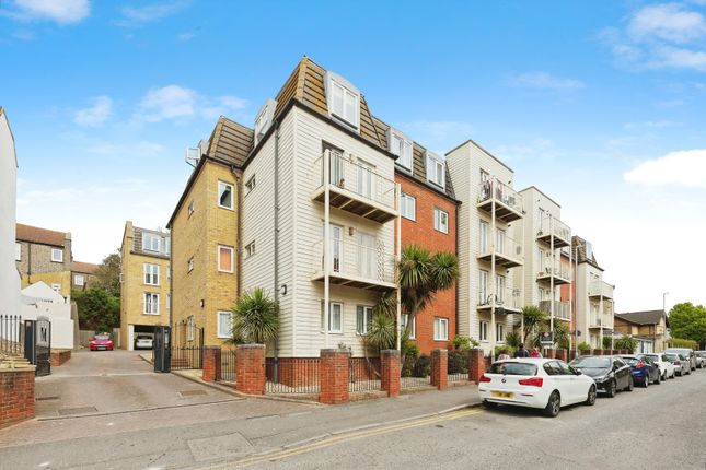 2-bed flat on Flat 31, Martony Court,, Dane Road, Kent, £190,000