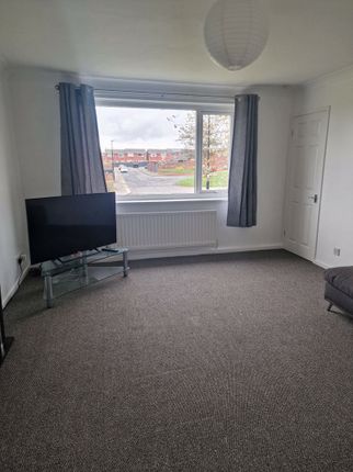 Thumbnail Flat to rent in Priestsfield Close, Sunderland