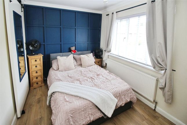 24, Ruskin Drive, Doncaster photo 4
