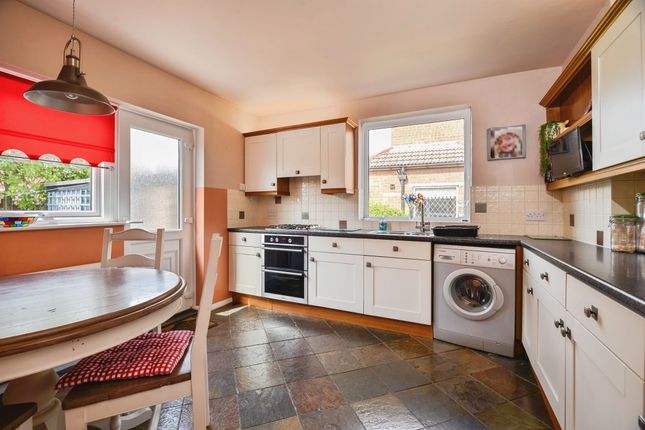 610, Acklam Road, Middlesbrough photo 4