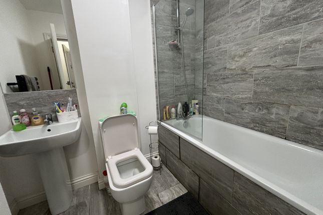 Property for sale in 127 Rushey Green, Catford, London