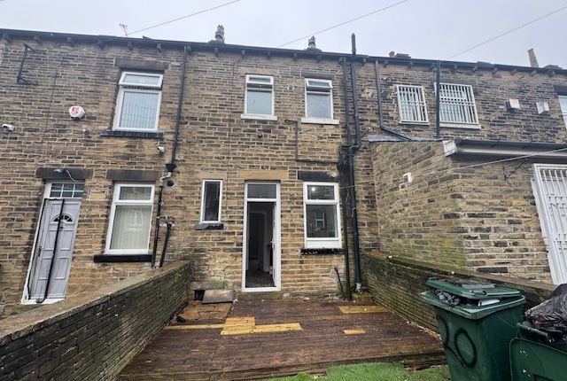 20, Longford Terrace Bradford photo 2