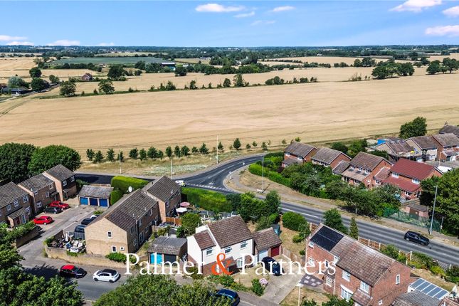 28, Pickwick Avenue, Essex photo 2