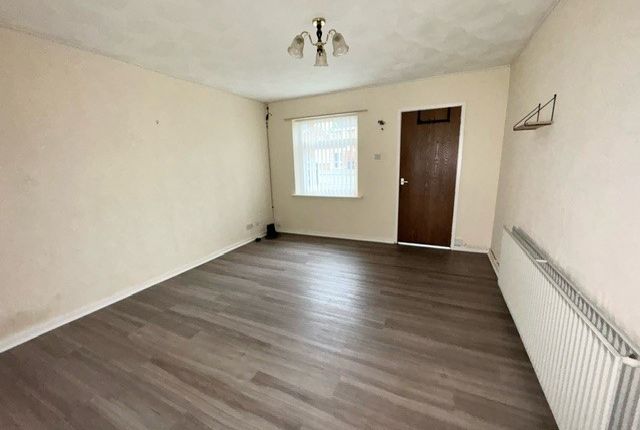 114, Liverpool photo 3