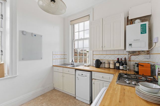 Flat 21, Eaton Mansions, Cliveden Place, London photo 3
